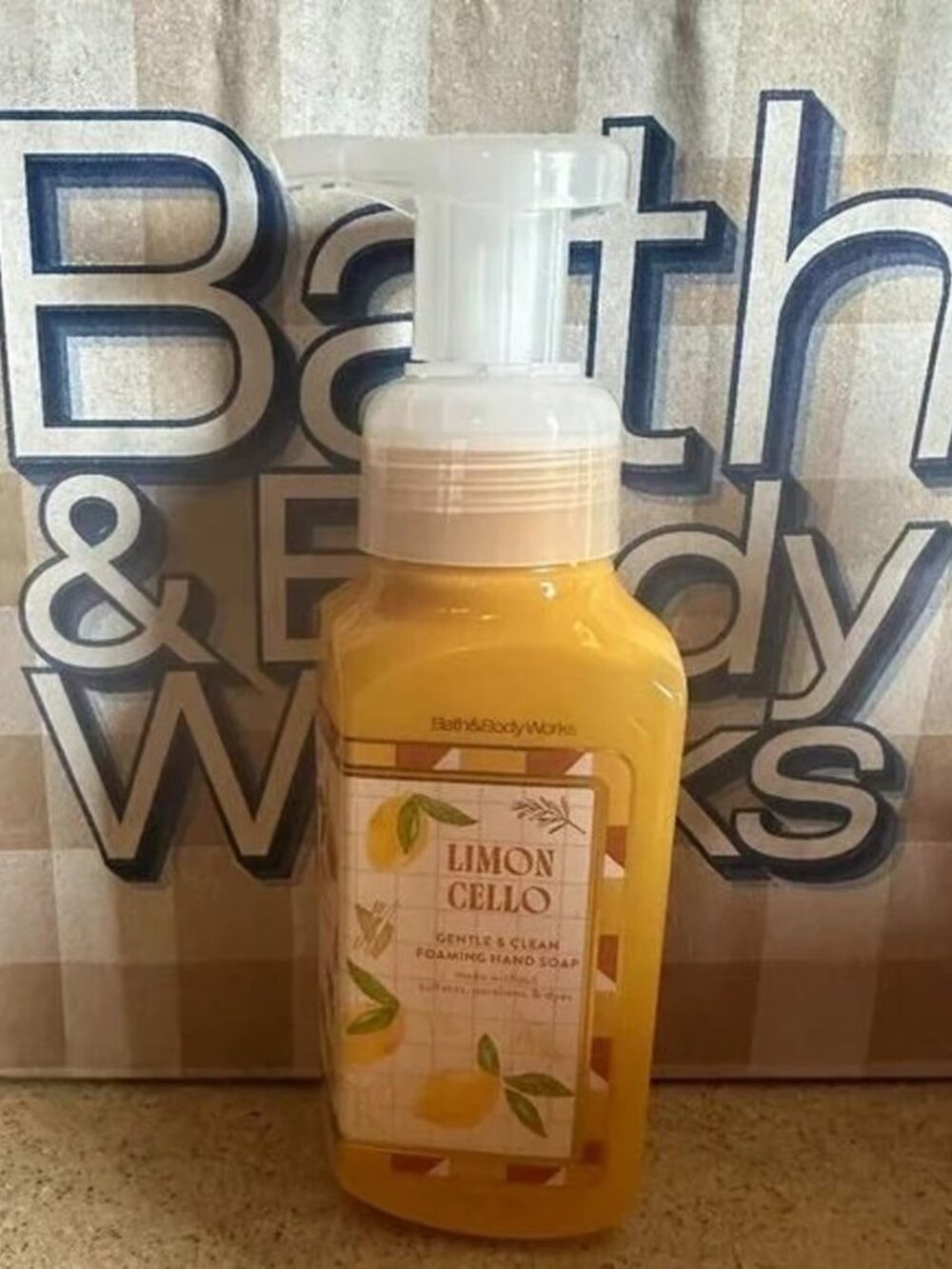 Bath & Body Works Limoncello Gentle & Clean Foaming Hand Soap
